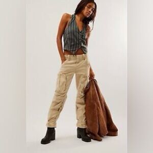 🆕We The Free Can't Compare Slouch Pants